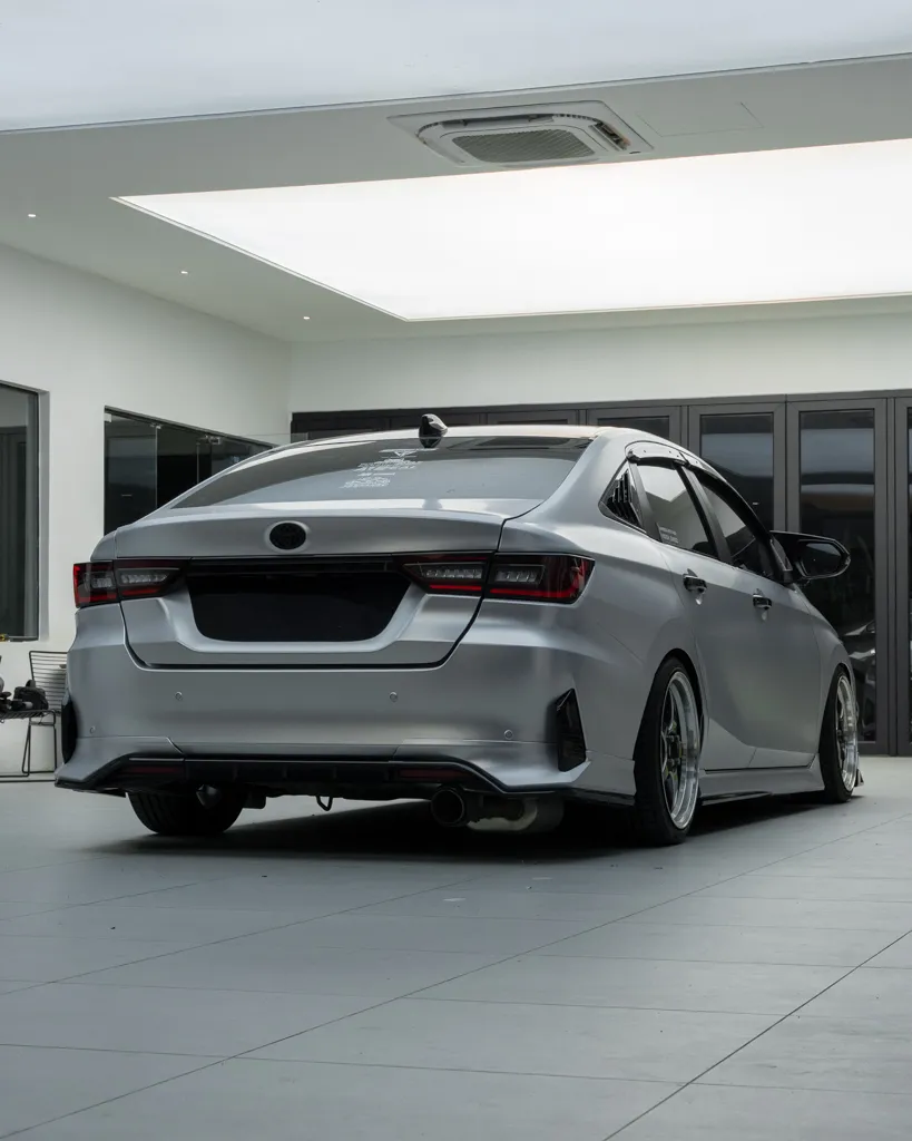 Rear three-quarter in the showroom